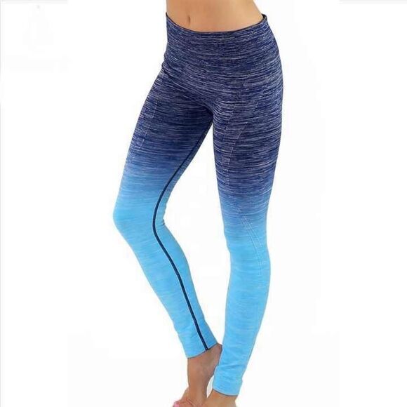 Ombré Blue Leggings Size Small - Picture 2 of 8